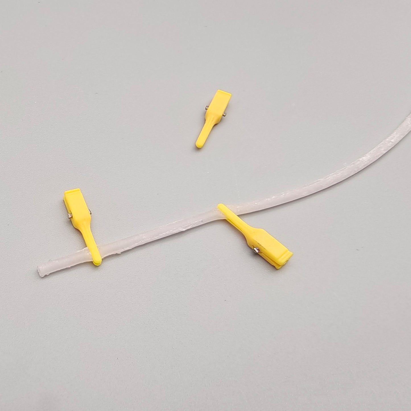 SZEMENTMD Microvascular Hemostatic Clips,Precision Tools for Safe And Controlled Surgical Hemostasis(Single Clips)(10pcs/Box Sale)
